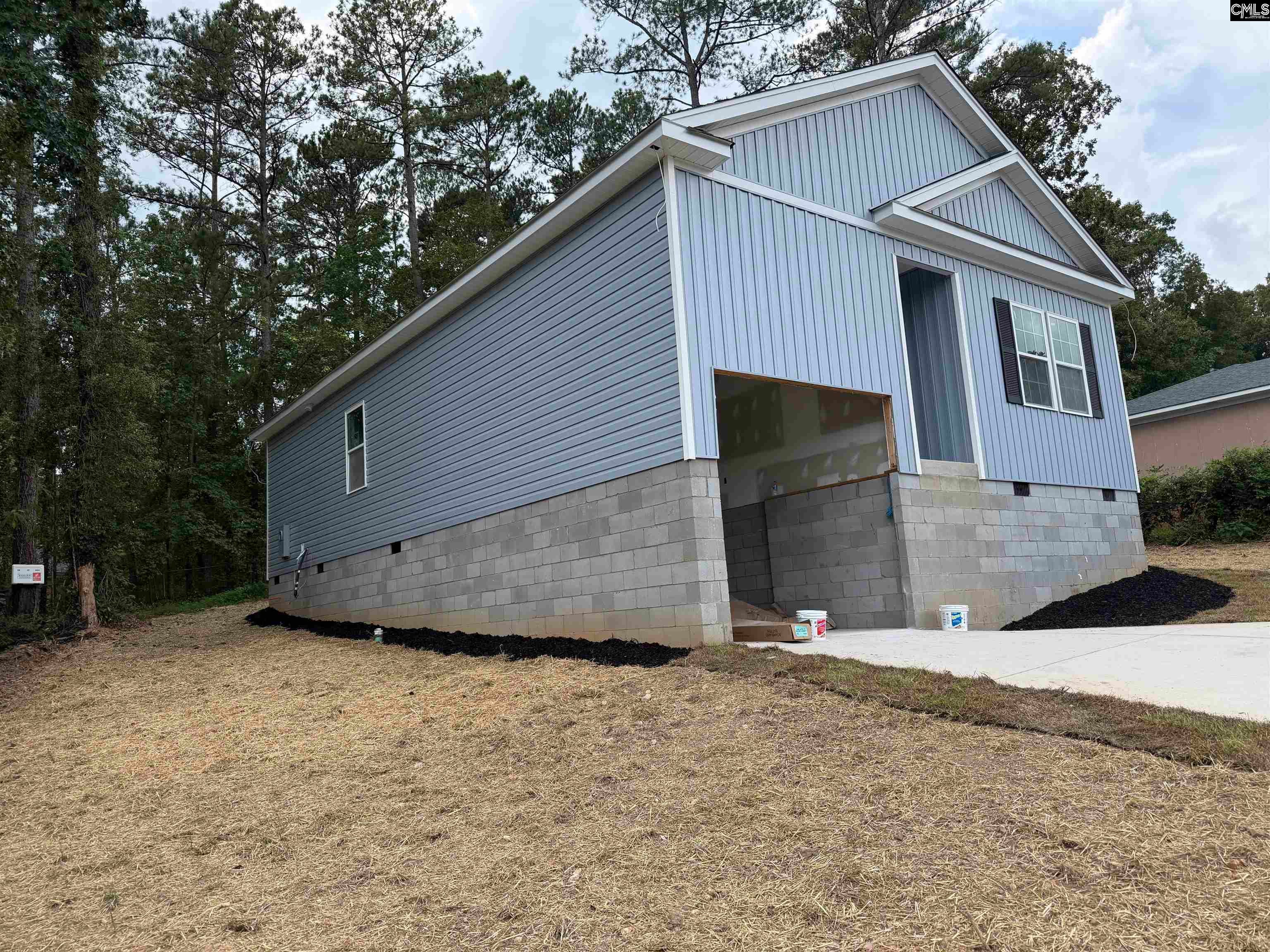 2417 Blue Ridge Terrace Columbia, SC 29203 - Photo 3 of 24 Gallery Image 3