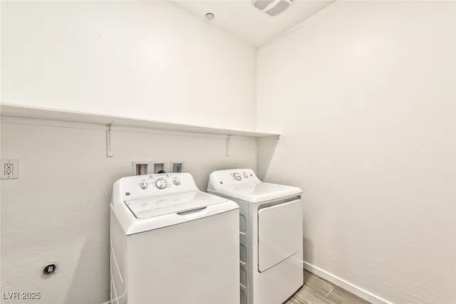 $2,350 | 243 Polaris Ridge Avenue, Henderson, NV 89011