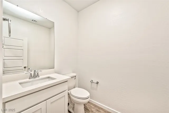 $2,350 | 243 Polaris Ridge Avenue, Henderson, NV 89011