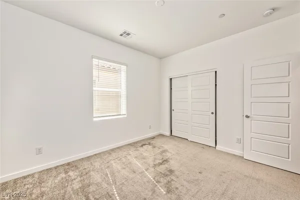 $2,350 | 243 Polaris Ridge Avenue, Henderson, NV 89011