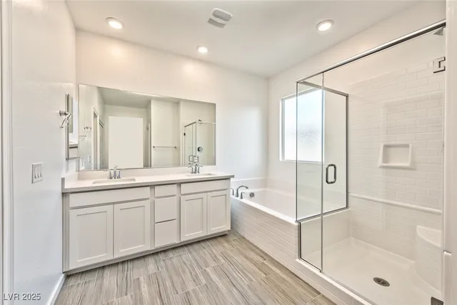 $2,350 | 243 Polaris Ridge Avenue, Henderson, NV 89011