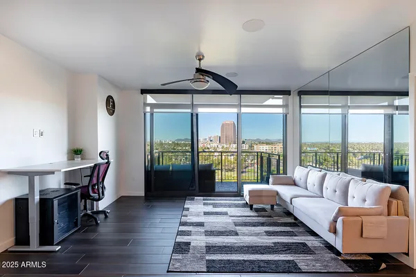 $798,000 | 200 West Portland Street, Unit 820, Phoenix, AZ 85003