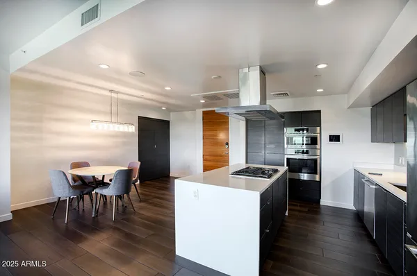 $798,000 | 200 West Portland Street, Unit 820, Phoenix, AZ 85003