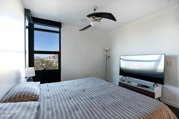 $798,000 | 200 West Portland Street, Unit 820, Phoenix, AZ 85003