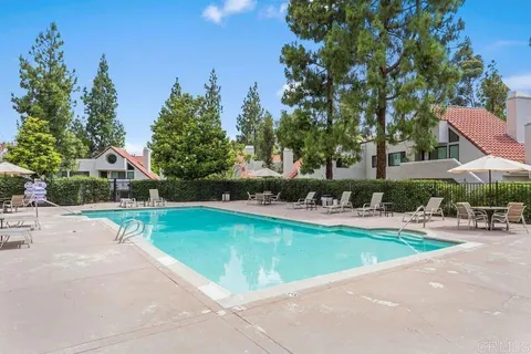 $620,000 | 11820 Caminito Ronaldo, Unit 220, San Diego, CA 92128