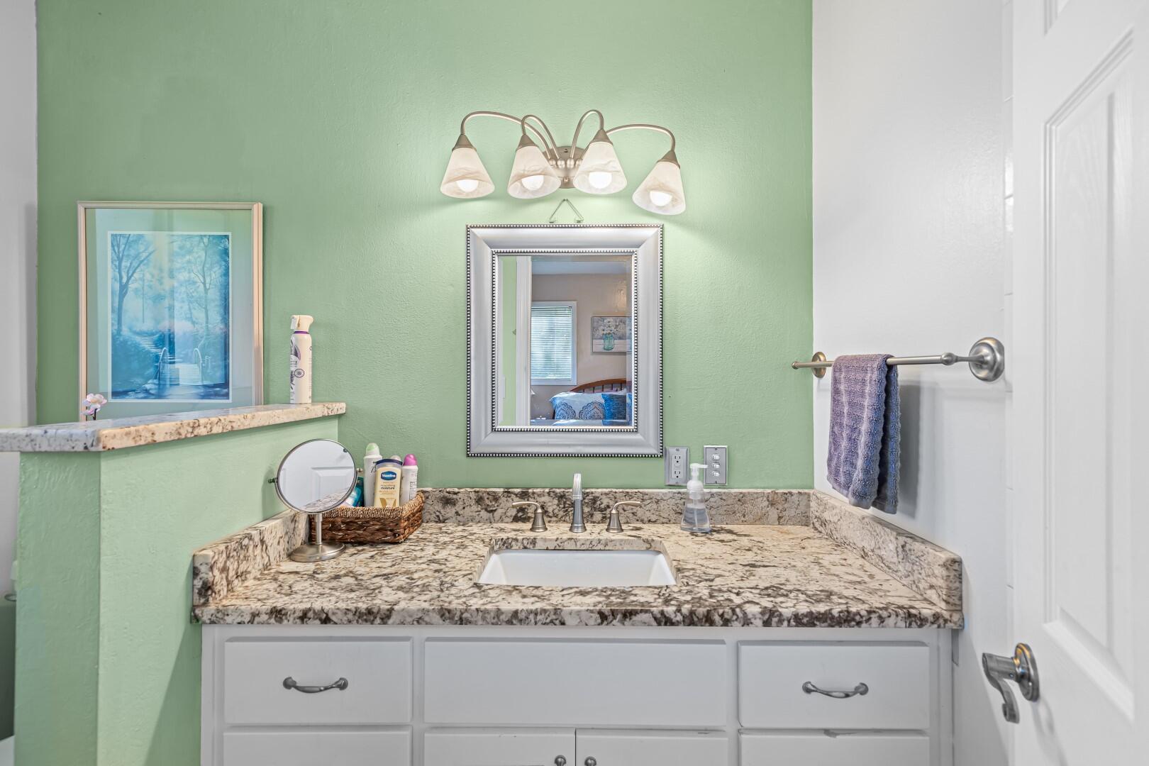 7681 Rapp Lane Talent, OR 97540 - Photo 19 of 35 9R9A7126