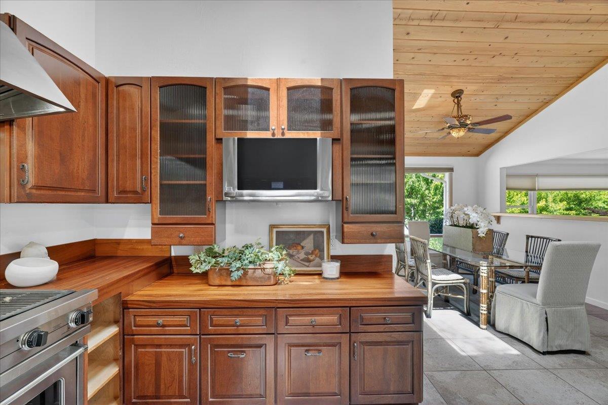 70 Corral De Tierra Road Salinas, CA 93908 - Photo 10 of 52