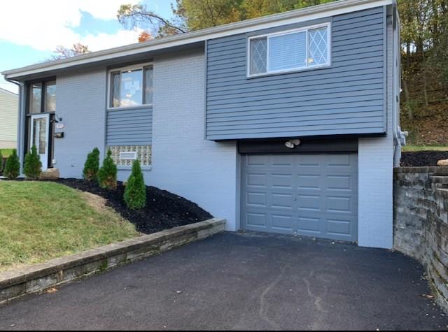 519 Idlewood Road Pittsburgh, PA 15235 - Photo 2 of 25 Newly paved driveway