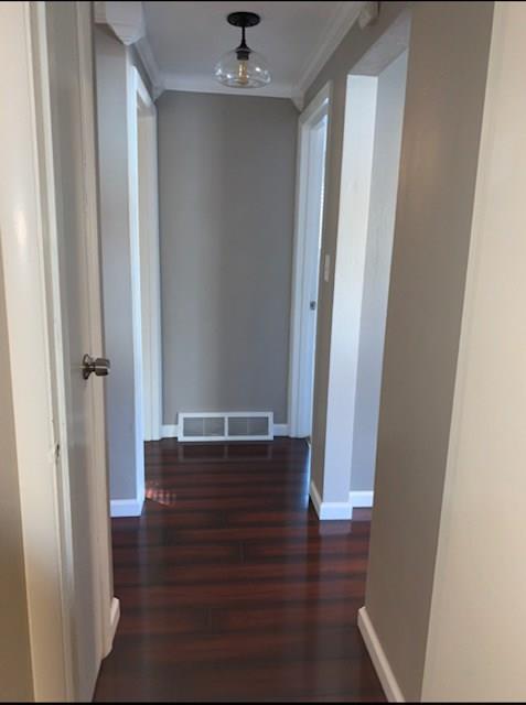 519 Idlewood Road Pittsburgh, PA 15235 - Photo 17 of 25 Hallway