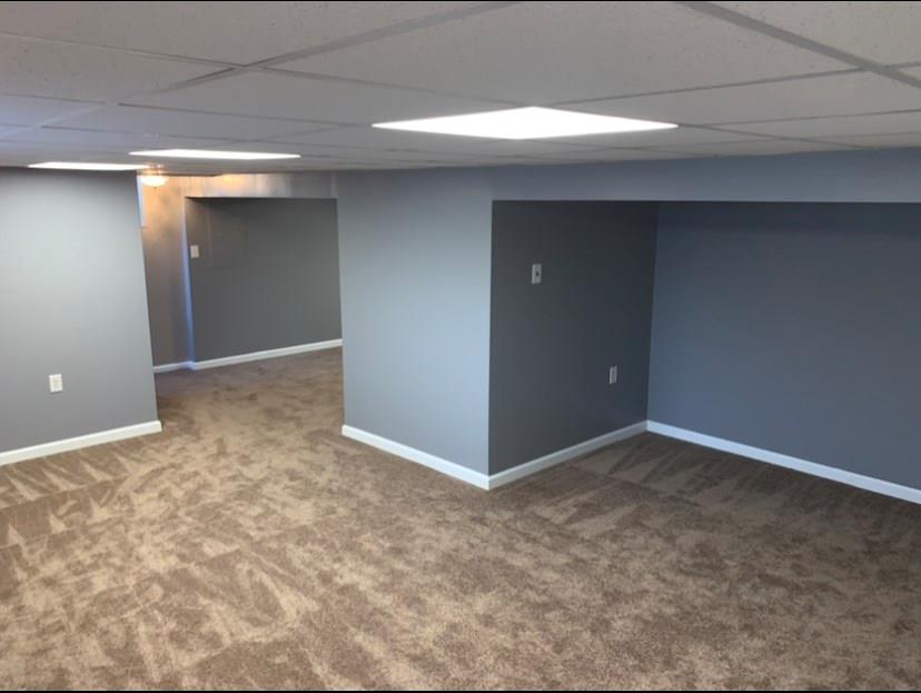 519 Idlewood Road Pittsburgh, PA 15235 - Photo 24 of 25 Very cozy,huge family room with brand new carpet and freshly painted walls