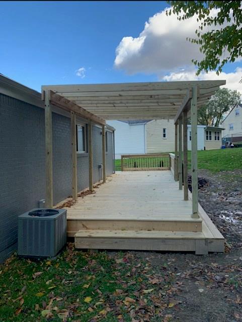 519 Idlewood Road Pittsburgh, PA 15235 - Photo 4 of 25 Exquisite Pergola on brand new back and side deck