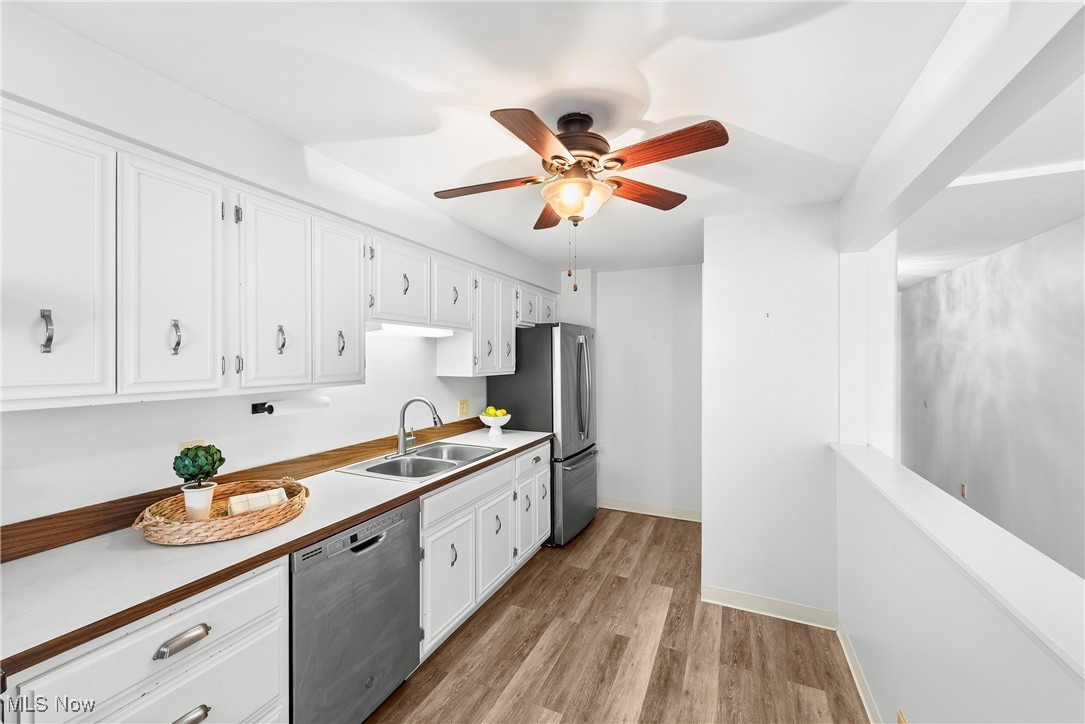 22555 Center Ridge Road, Unit 407 Rocky River, OH 44116 - Photo 10 of 34 Gallery Image 10