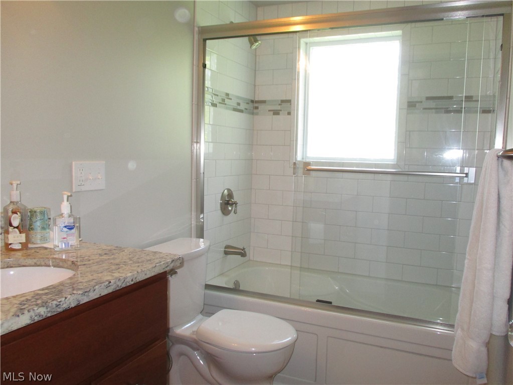 858 Prentice Road Northwest Warren, OH 44481 - Photo 13 of 26 Gallery Image 13