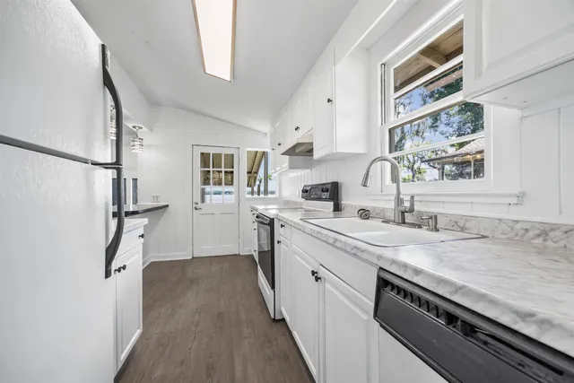 $665,000 | 1055 Northeast Cherry Lake Circle, Madison, FL 32340