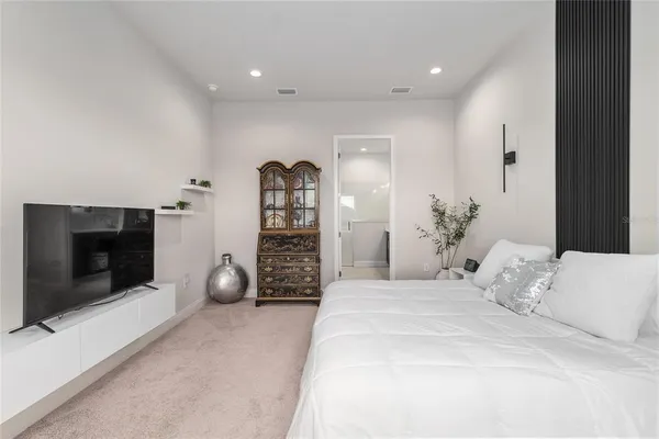 $509,000 | 12057 Southwest 33rd Place, Gainesville, FL 32608