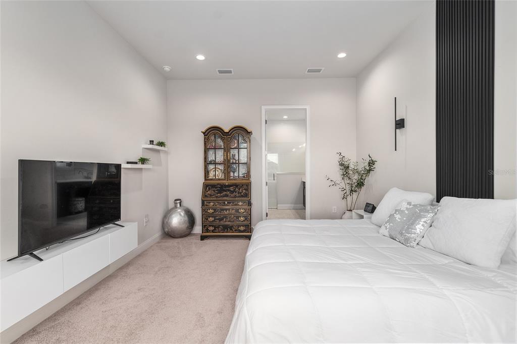 12057 Southwest 33rd Place Gainesville, FL 32608 - Photo 25 of 65