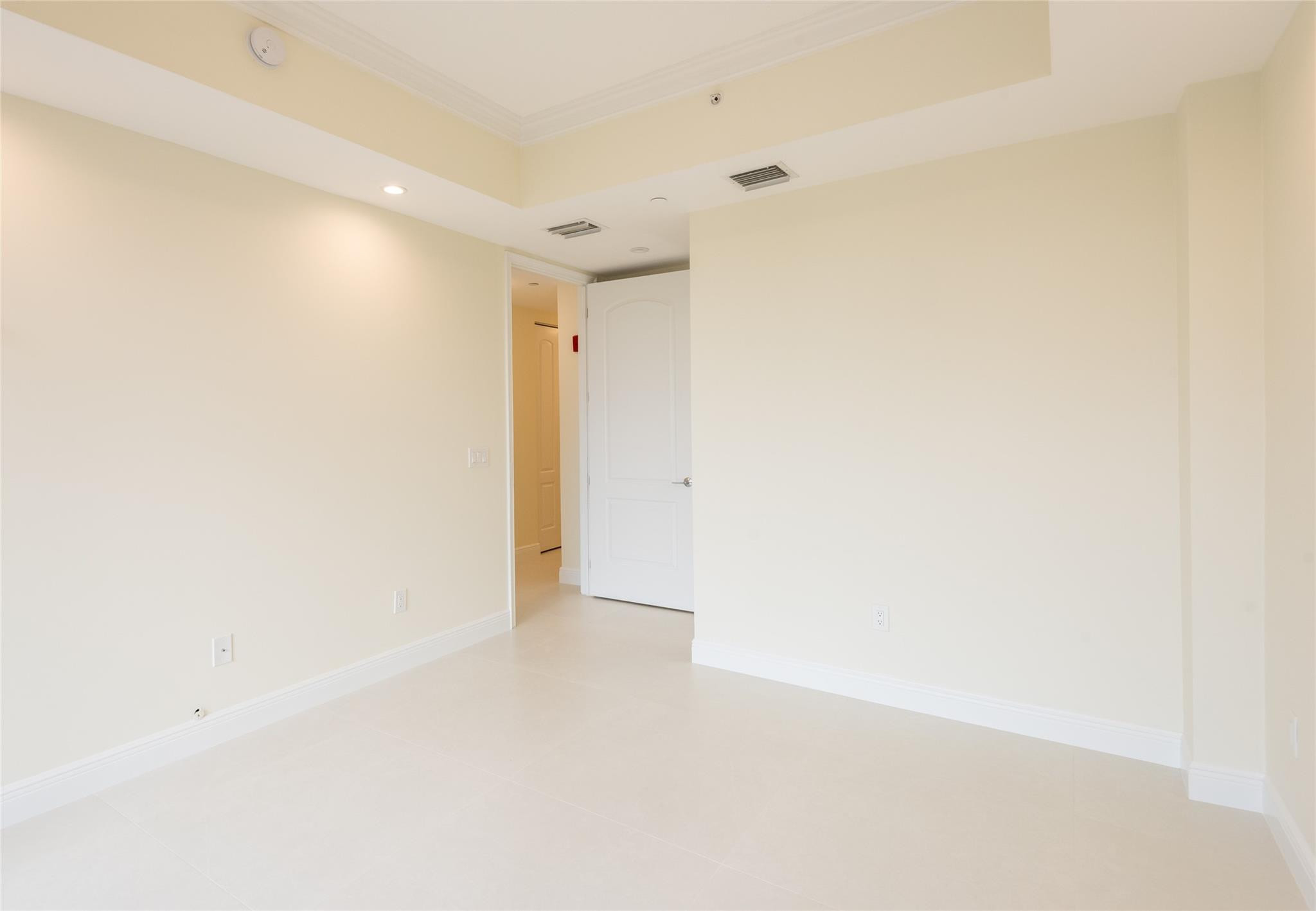 3236 Northeast 5th Street, Unit 402 Pompano Beach, FL 33062 - Photo 21 of 29 Photo 21