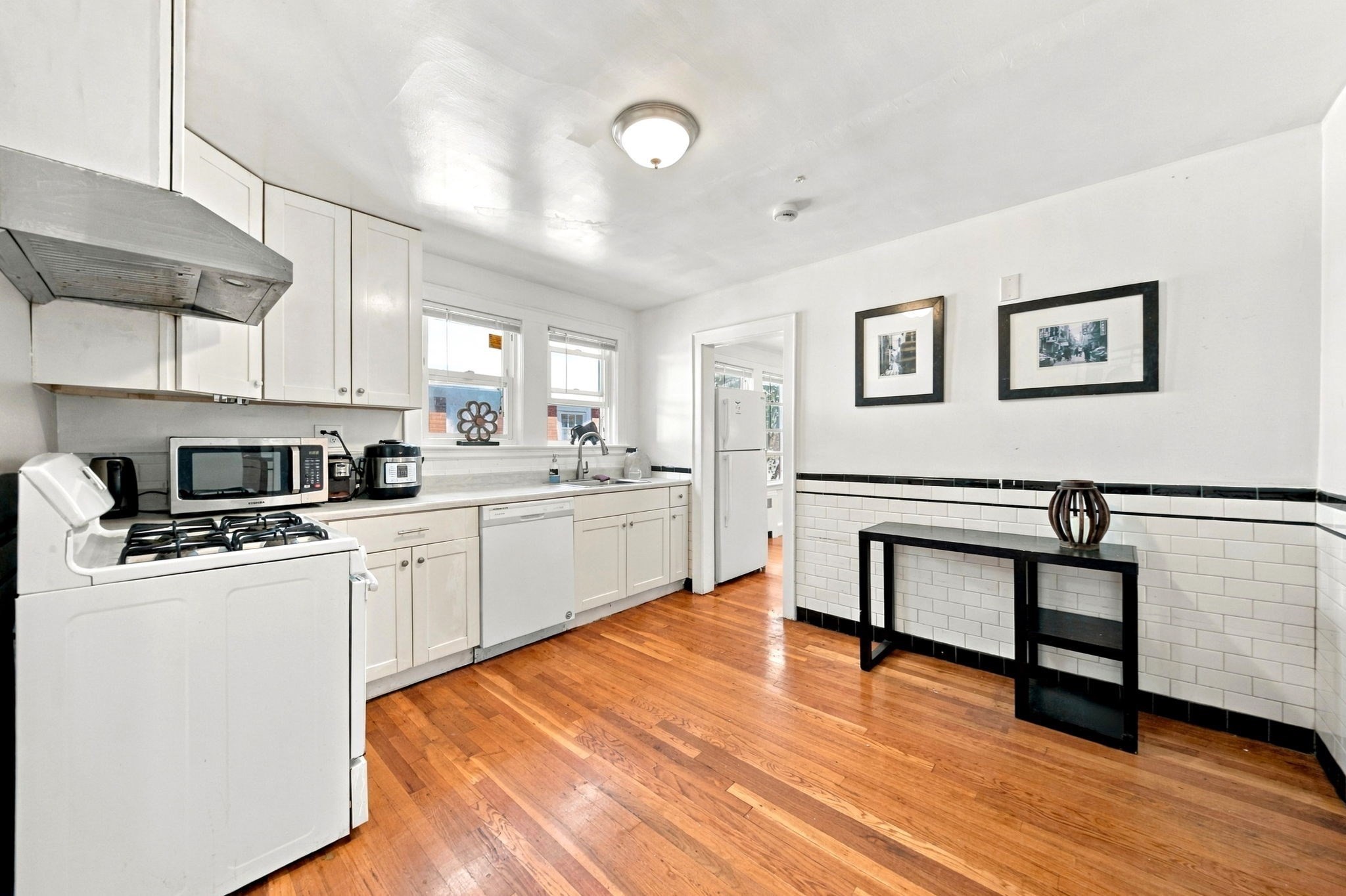 7 Portina Road Boston, MA 02135 - Photo 4 of 41 Gallery Image 4