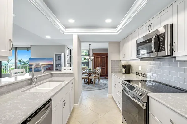 $1,020,000 | 300 South Collier Boulevard, Unit 303, Marco Island, FL 34145
