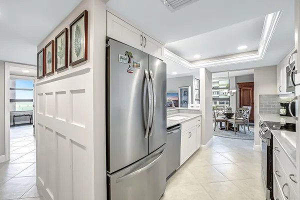$1,020,000 | 300 South Collier Boulevard, Unit 303, Marco Island, FL 34145