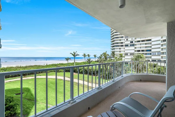 $1,020,000 | 300 South Collier Boulevard, Unit 303, Marco Island, FL 34145