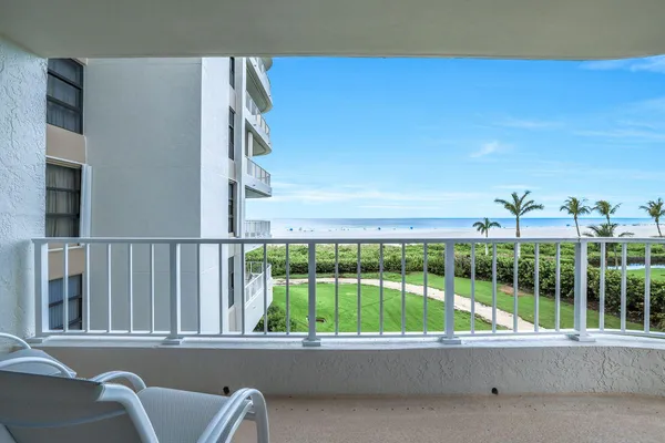 $1,020,000 | 300 South Collier Boulevard, Unit 303, Marco Island, FL 34145