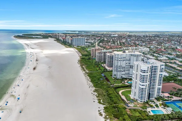 $1,020,000 | 300 South Collier Boulevard, Unit 303, Marco Island, FL 34145