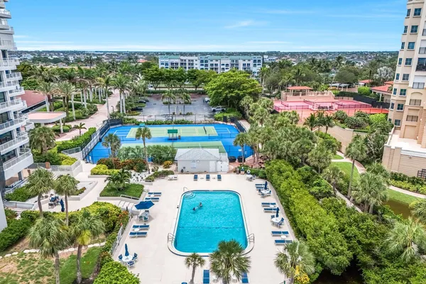 $1,020,000 | 300 South Collier Boulevard, Unit 303, Marco Island, FL 34145