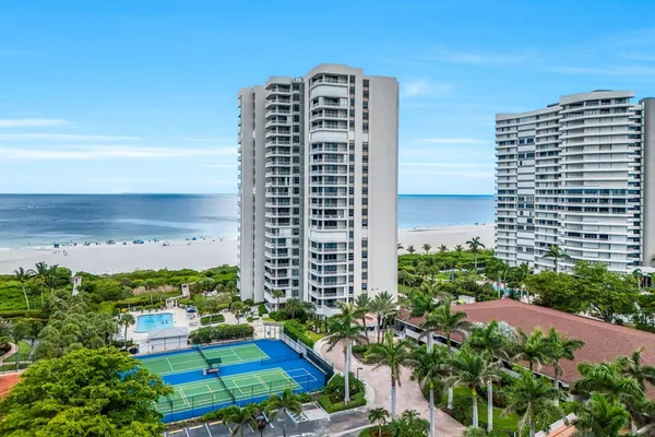 $1,020,000 | 300 South Collier Boulevard, Unit 303, Marco Island, FL 34145