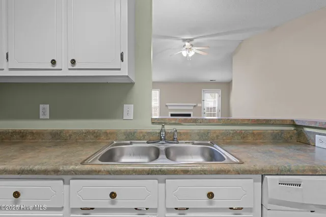 $1,375 | 123 Jerrett Lane, Havelock, NC 28532