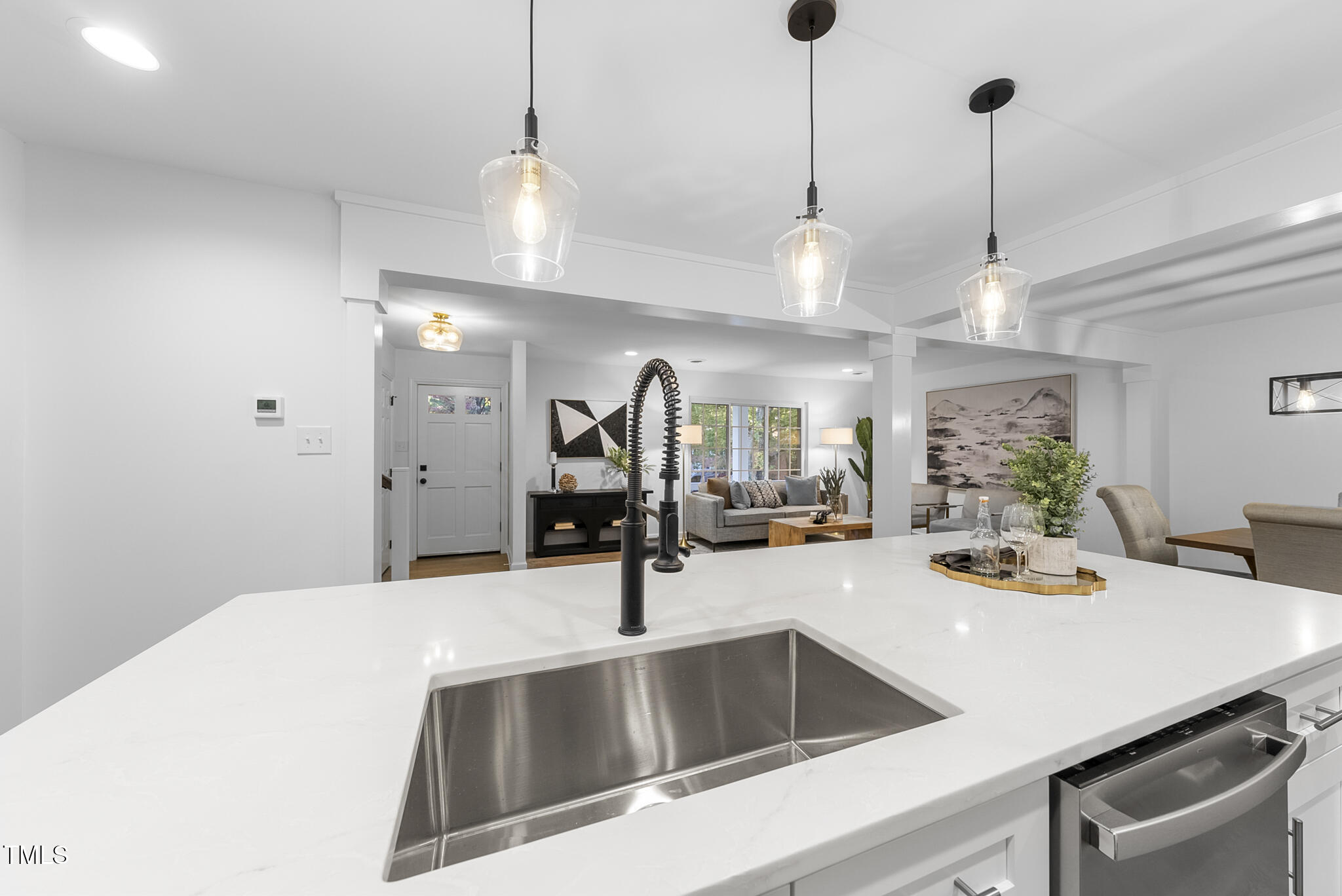 2115 Port Royal Road Raleigh, NC 27609 - Photo 12 of 50 DSC07858