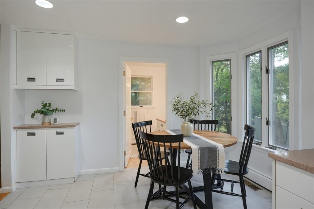 94 Rice Street Wellesley, MA 02482 - Photo 14 of 34