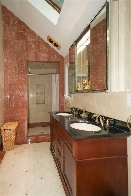 94 Rice Street Wellesley, MA 02482 - Photo 27 of 34