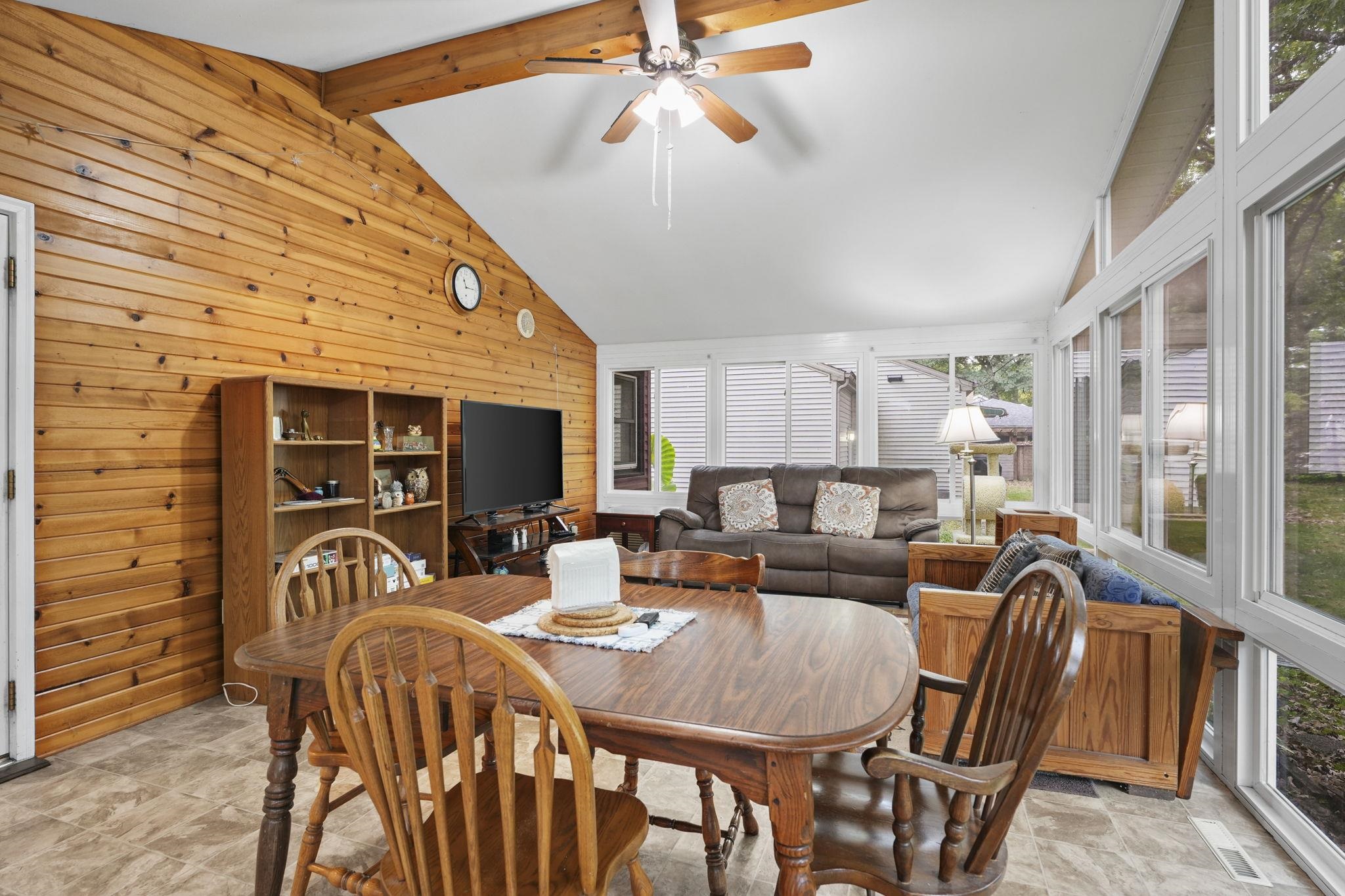 4707 Winnequah Road Monona, WI 53716 - Photo 10 of 41
