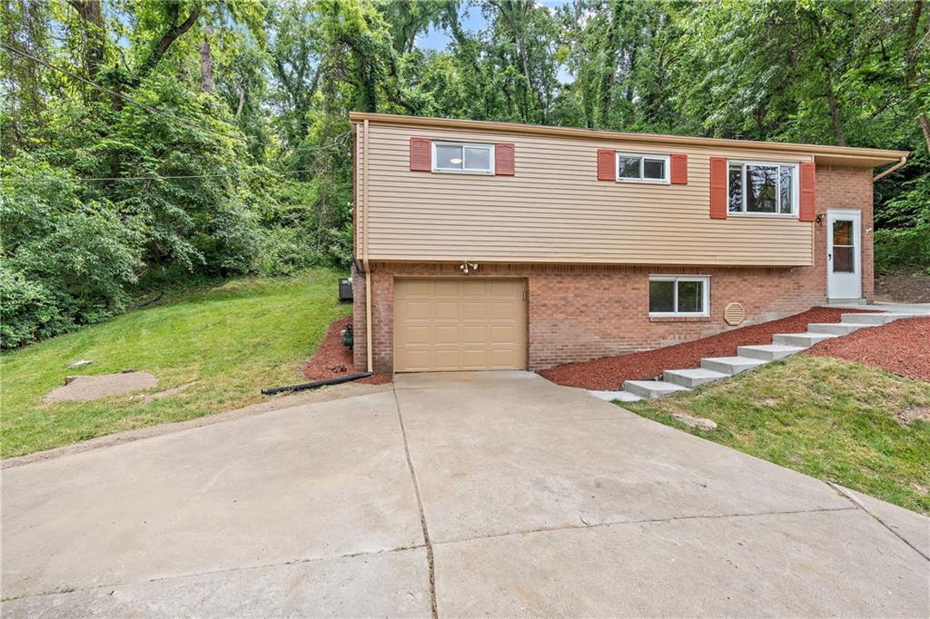 241 Harrison Road Turtle Creek, PA 15145 - Photo 2 of 32 Gallery Image 2