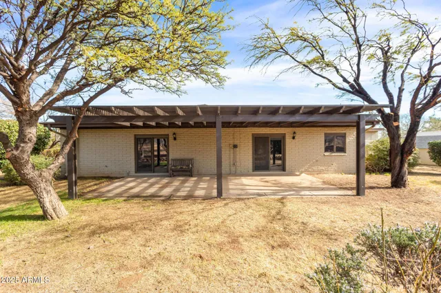 $460,000 | 4960 South Nez Perce Avenue, Sierra Vista, AZ 85650