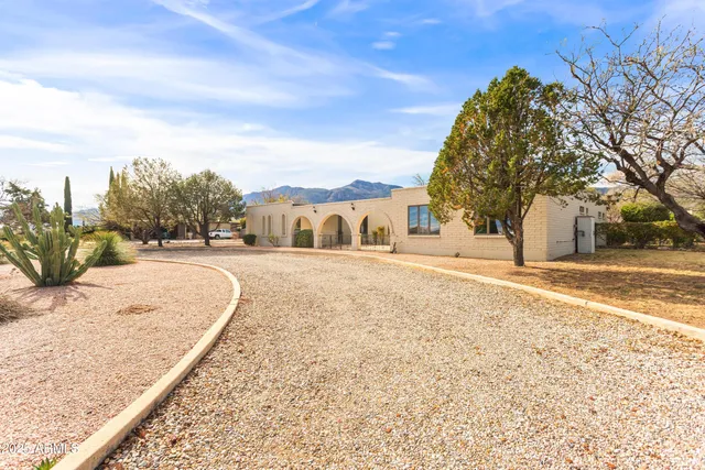 $460,000 | 4960 South Nez Perce Avenue, Sierra Vista, AZ 85650
