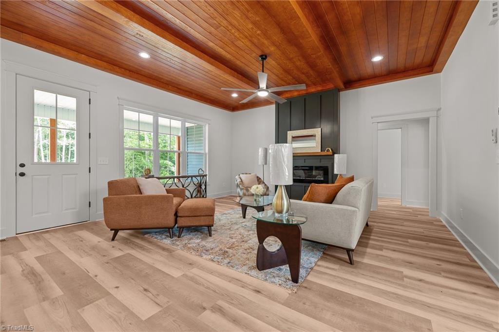 260 Ellington Road Graham, NC 27253 - Photo 11 of 41 Gallery Image 11