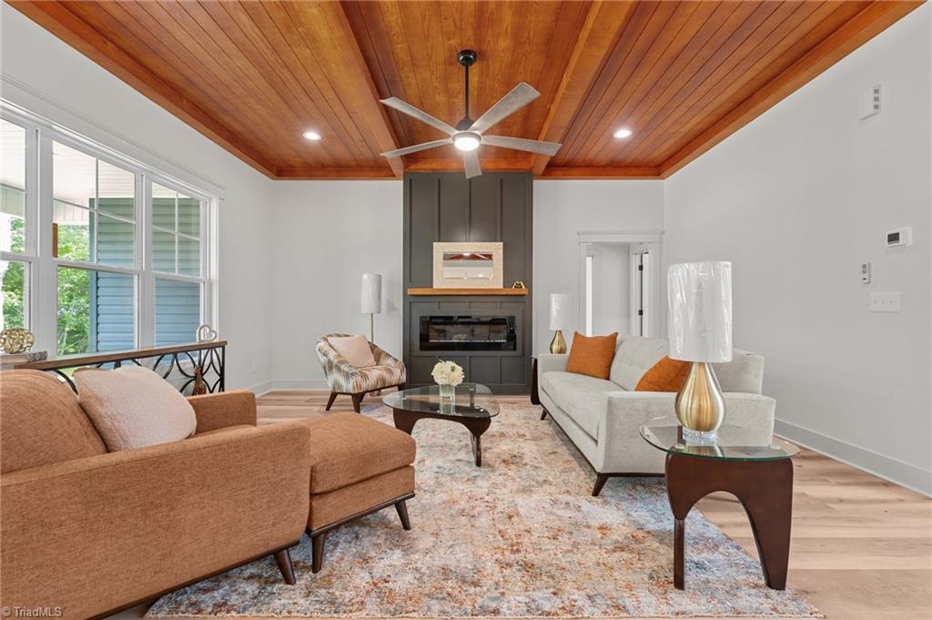 260 Ellington Road Graham, NC 27253 - Photo 2 of 41 Gallery Image 2