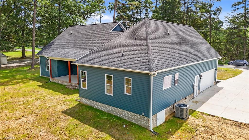 260 Ellington Road Graham, NC 27253 - Photo 29 of 41 Gallery Image 29