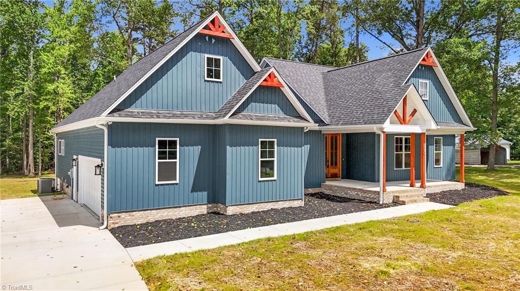 260 Ellington Road Graham, NC 27253 - Photo 6 of 41 Gallery Image 6
