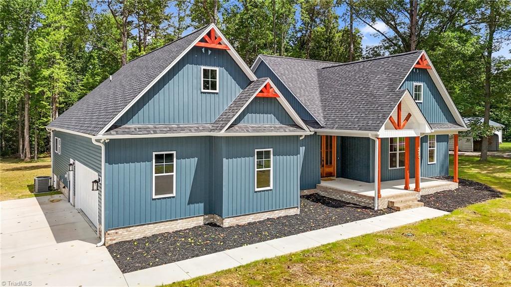 260 Ellington Road Graham, NC 27253 - Photo 7 of 41 Gallery Image 7