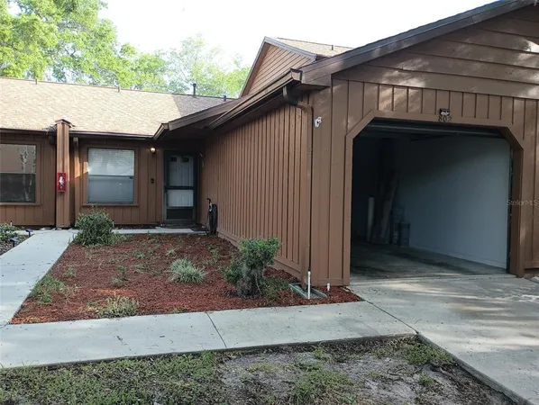 $150,000 | 2701 Northeast 10th Street, Unit 802, Ocala, FL 34470