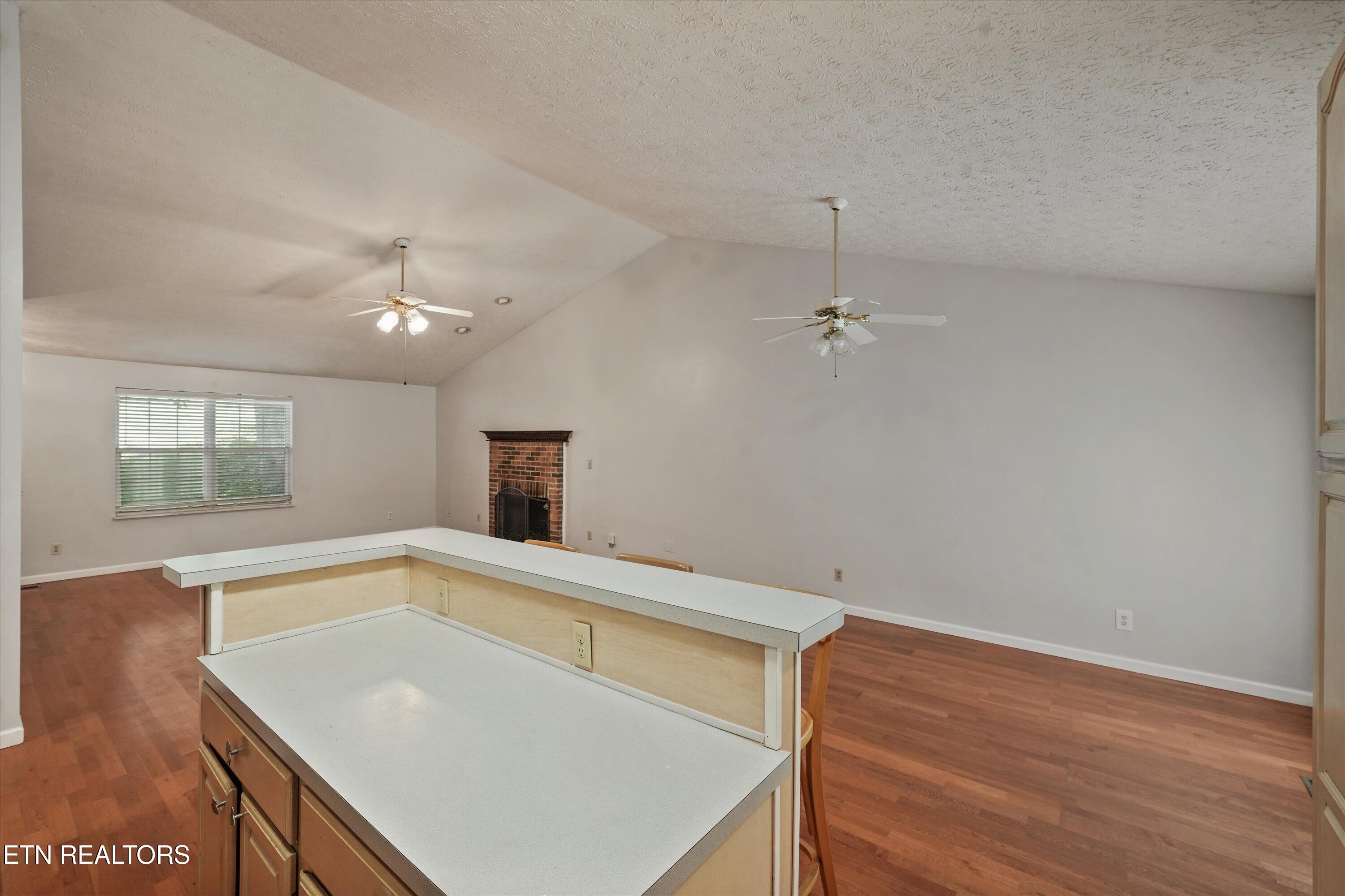 712 Kimbee Road Knoxville, TN 37923 - Photo 18 of 43 17-712 Kimbee Rd 32