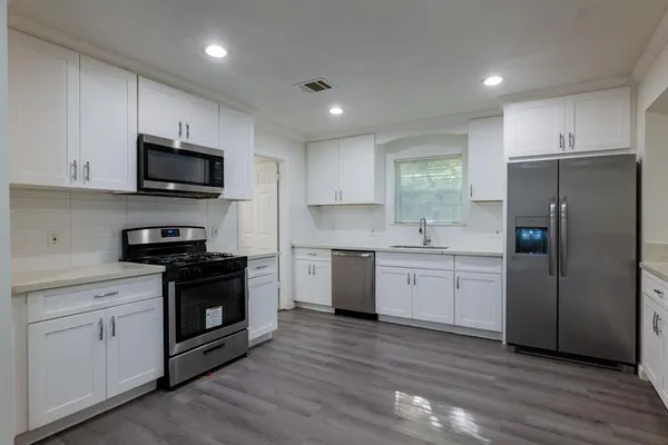 $2,750 | 1000 Plymouth Drive, Austin, TX 78758