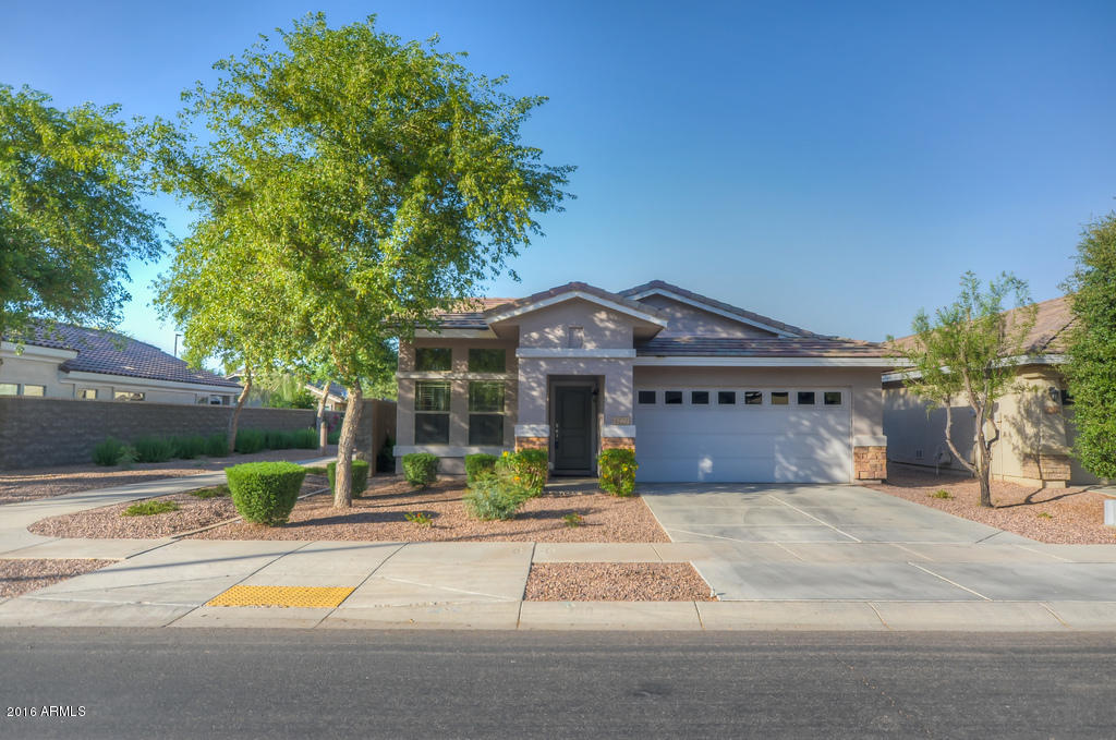 4220 East Sandy Way Gilbert, AZ 85297 - Photo 1 of 34 Front