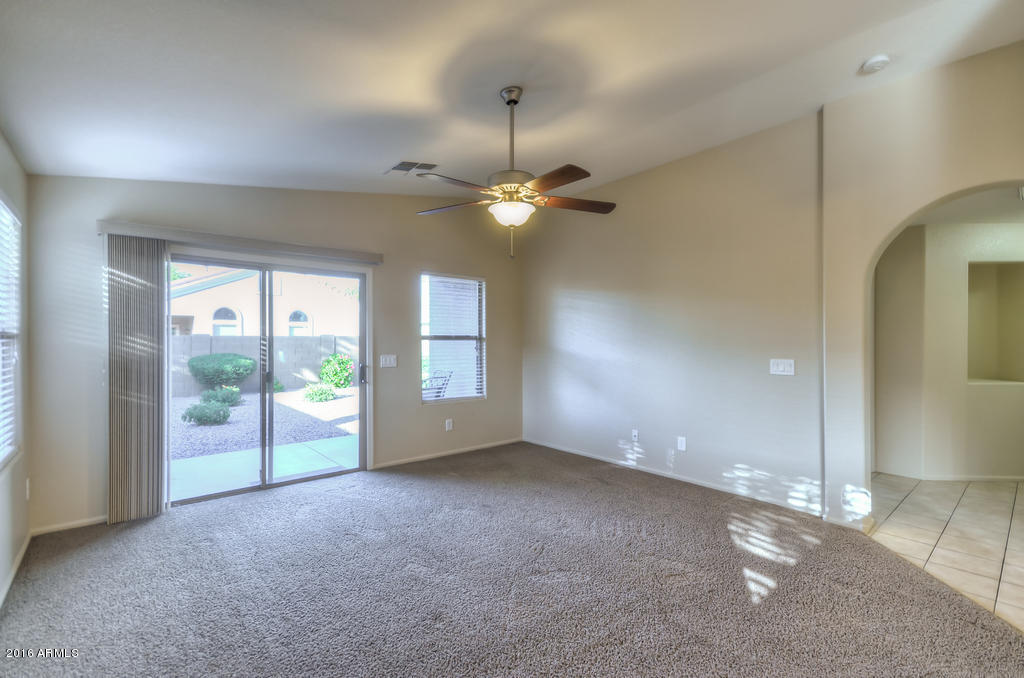 4220 East Sandy Way Gilbert, AZ 85297 - Photo 9 of 34 Family Room