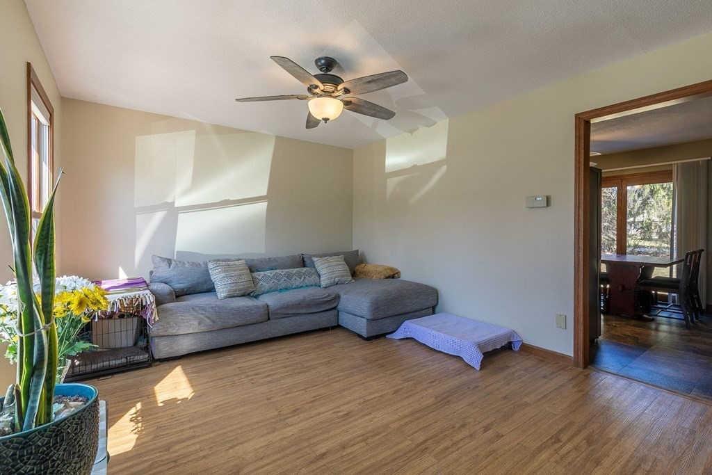 160 Hillside Road, Unit 3 Westfield, MA 01085 - Photo 4 of 19 Gallery Image 4