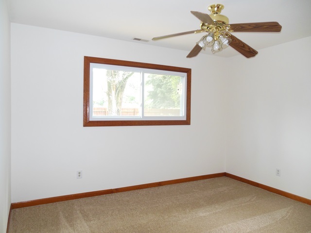 49 Paddock Street Montgomery, IL 60538 - Photo 10 of 14
