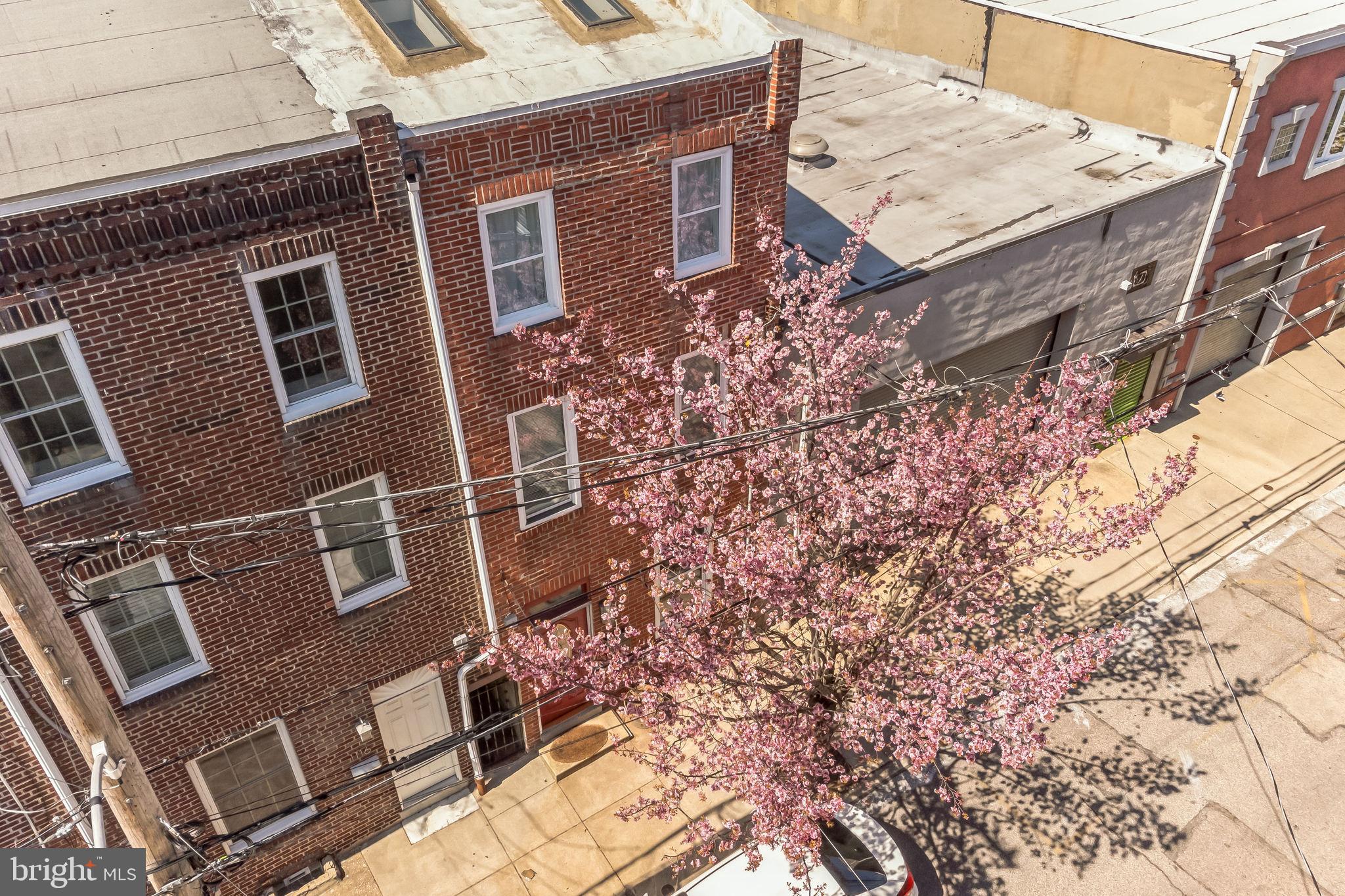 1118 Leopard Street Philadelphia, PA 19123 - Photo 2 of 46
